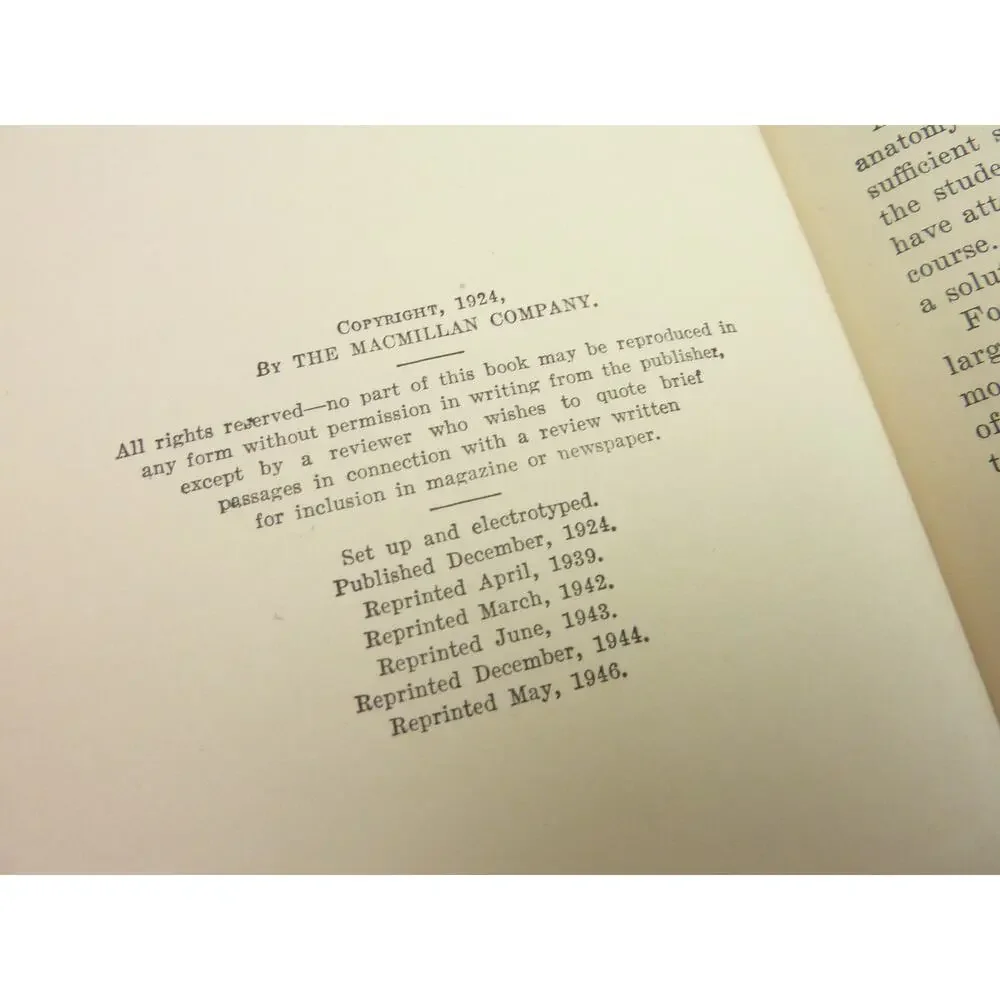 Vintage 1946 Book Laboratory Manual Foetal Pig WJ Baumgartner Macmillan Anatomy